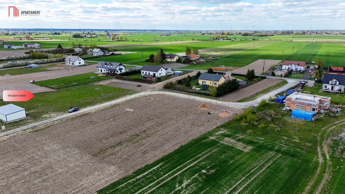 Przestronna działka w Wybcz z warunkami zabudowy i ciszą Wybcz  1 500m2 Foto 1