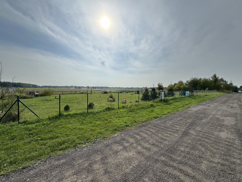 Działka inwestycyjna 1637 m² z prądem i dostępem do natury Poznań, Wadowicka  1 637m2 Foto 1