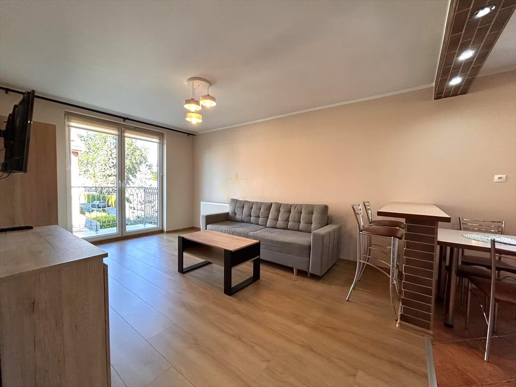 Komfortowe 2-pokojowe mieszkanie z balkonem i pełnym wyposażeniem Tarnów  46m2 Foto 1