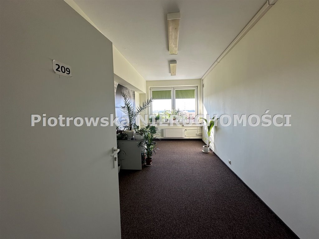 Nowoczesny biuro przy drodze krajowej, 194 m², pełne media Sieradz  194m2 Foto 1