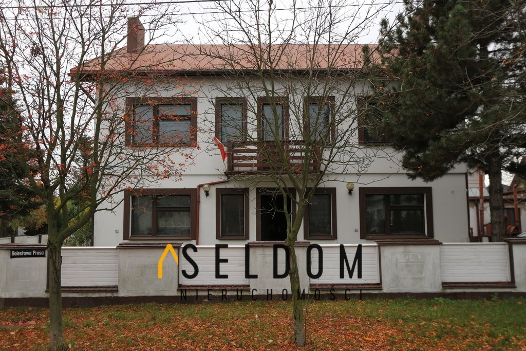 Przestronny dom 280 m2 z 7 pokojami, garażem i izolacją Słupca  280m2 Foto 1