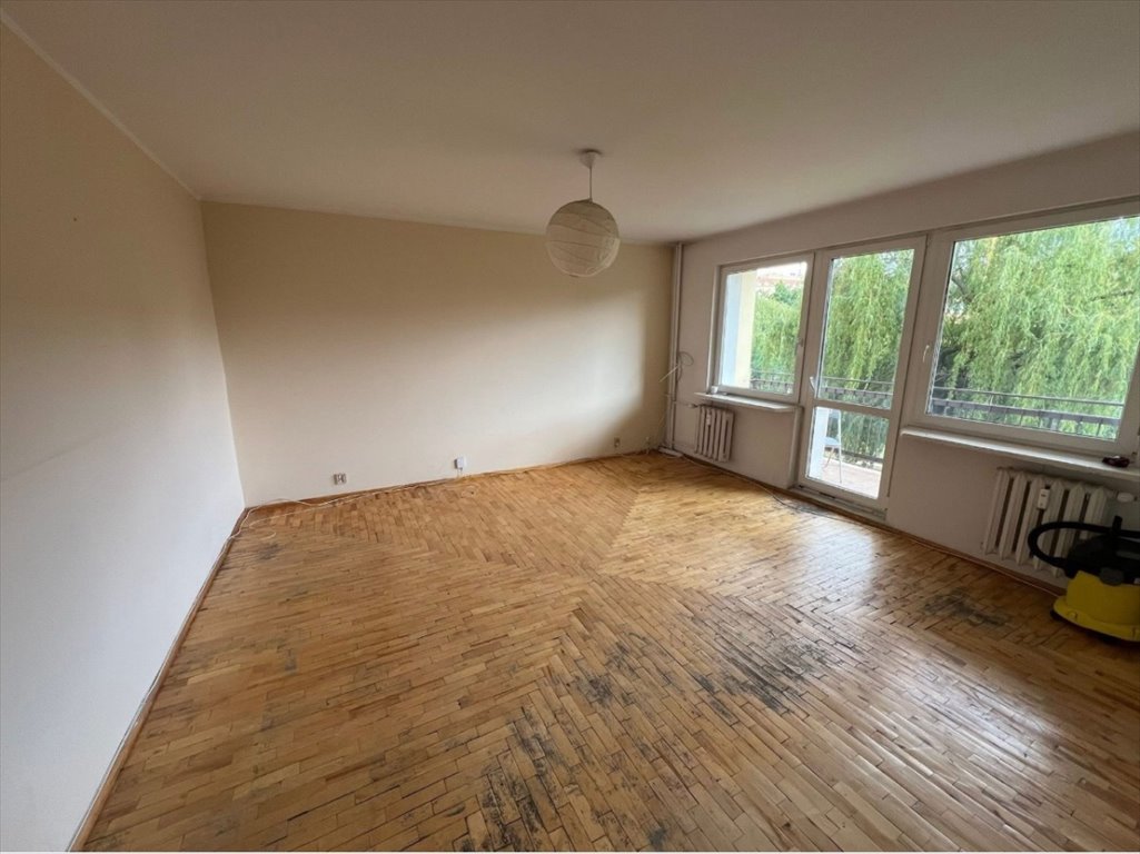 Mieszkanie dwupokojowe na sprzedaż Piotrków Trybunalski, Juliusza Słowackiego  50m2 Foto 1