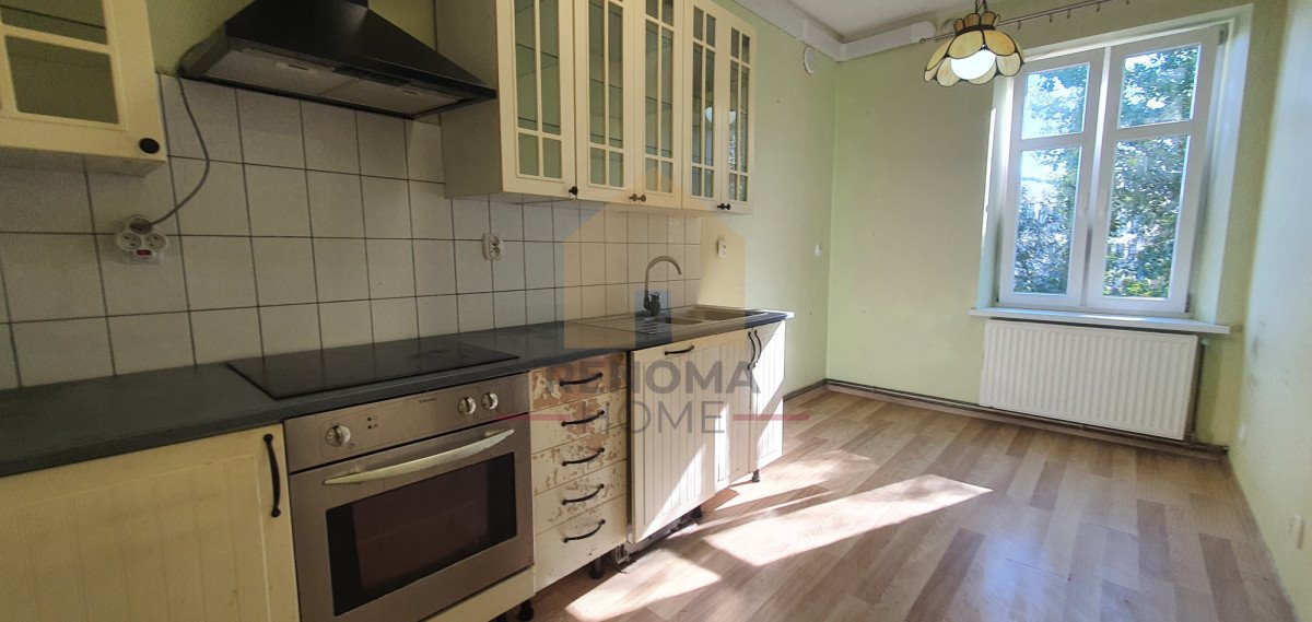 Przestronne 50 m² po remoncie z piwnicą i nowoczesnym wyposażeniem Świebodzice  50m2 Foto 1