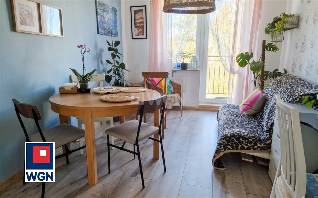 Nowoczesne 3 pokoje w Świętoszowie (po remoncie, dwa balkony) Świętoszów, Husarska  63m2 Foto 1