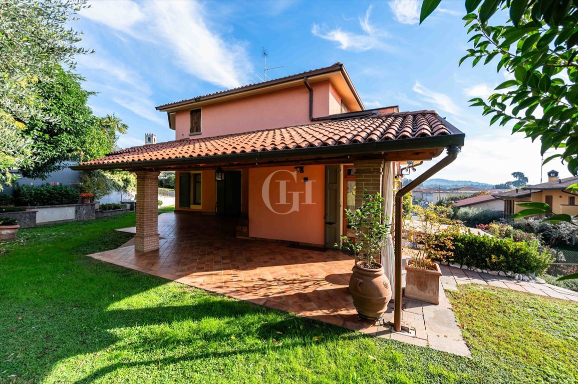 Dom na sprzedaż Włochy, Adro  270m2 Foto 1