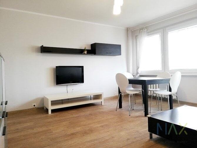 Mieszkanie dwupokojowe na wynajem Kraków, Kurdwanów, Wysłouchów  51m2 Foto 1