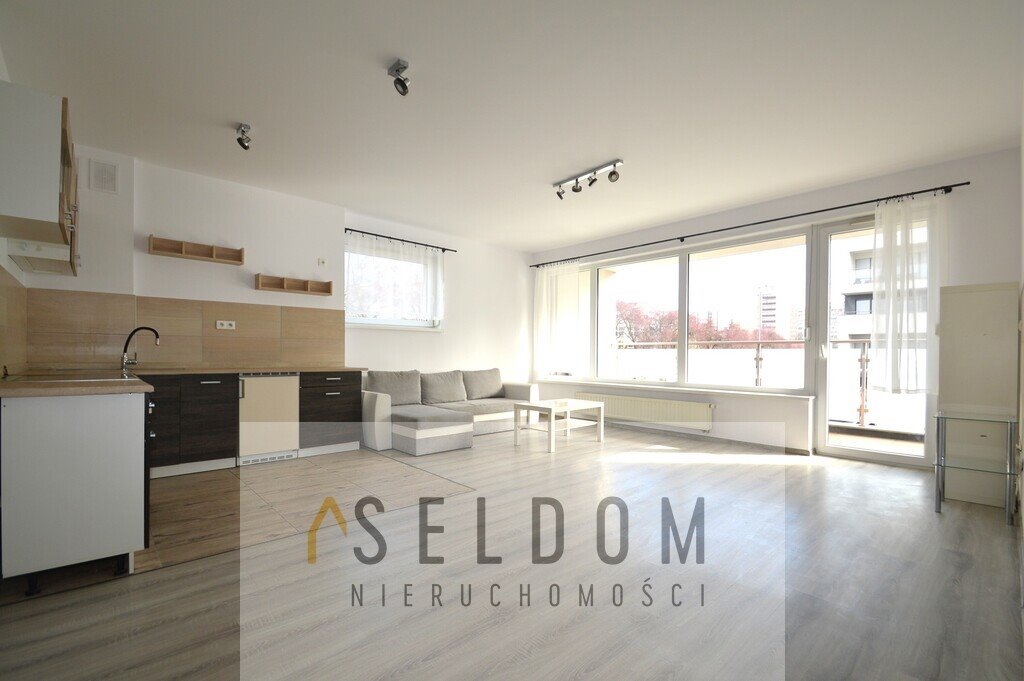 Mieszkanie dwupokojowe na wynajem Opole, Zaodrze, Józefa Hallera  56m2 Foto 1