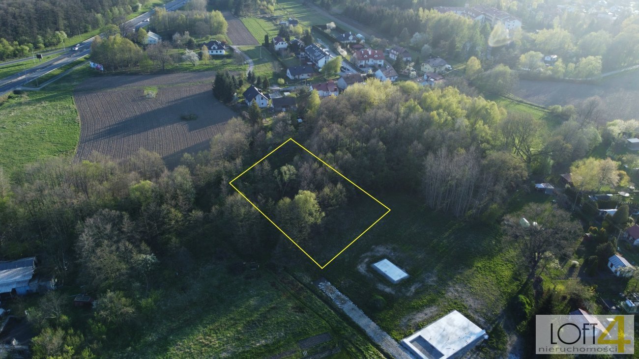 Działka budowlana 1916 m² z mediami, cisza i spokój Tarnów, Agrestowa  1 916m2 Foto 1