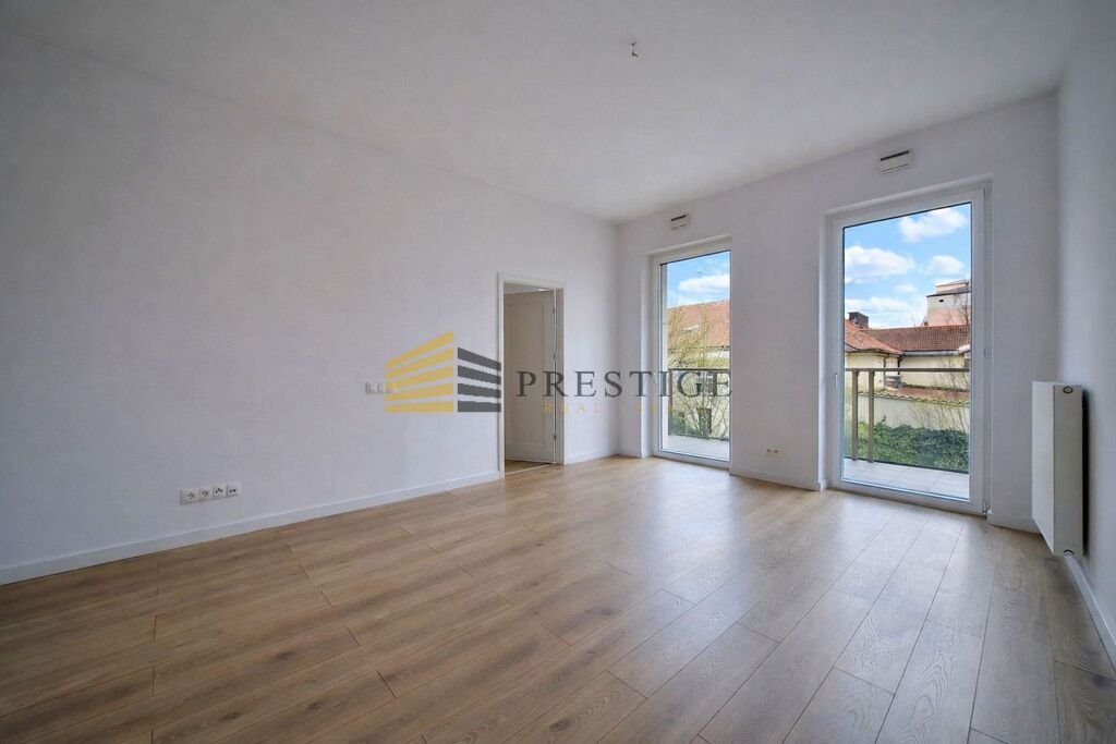 Przestronny lokal biurowy 104 m2 z balkonem i dużym doświetleniem Warszawa, Śródmieście, Powiśle  104m2 Foto 1