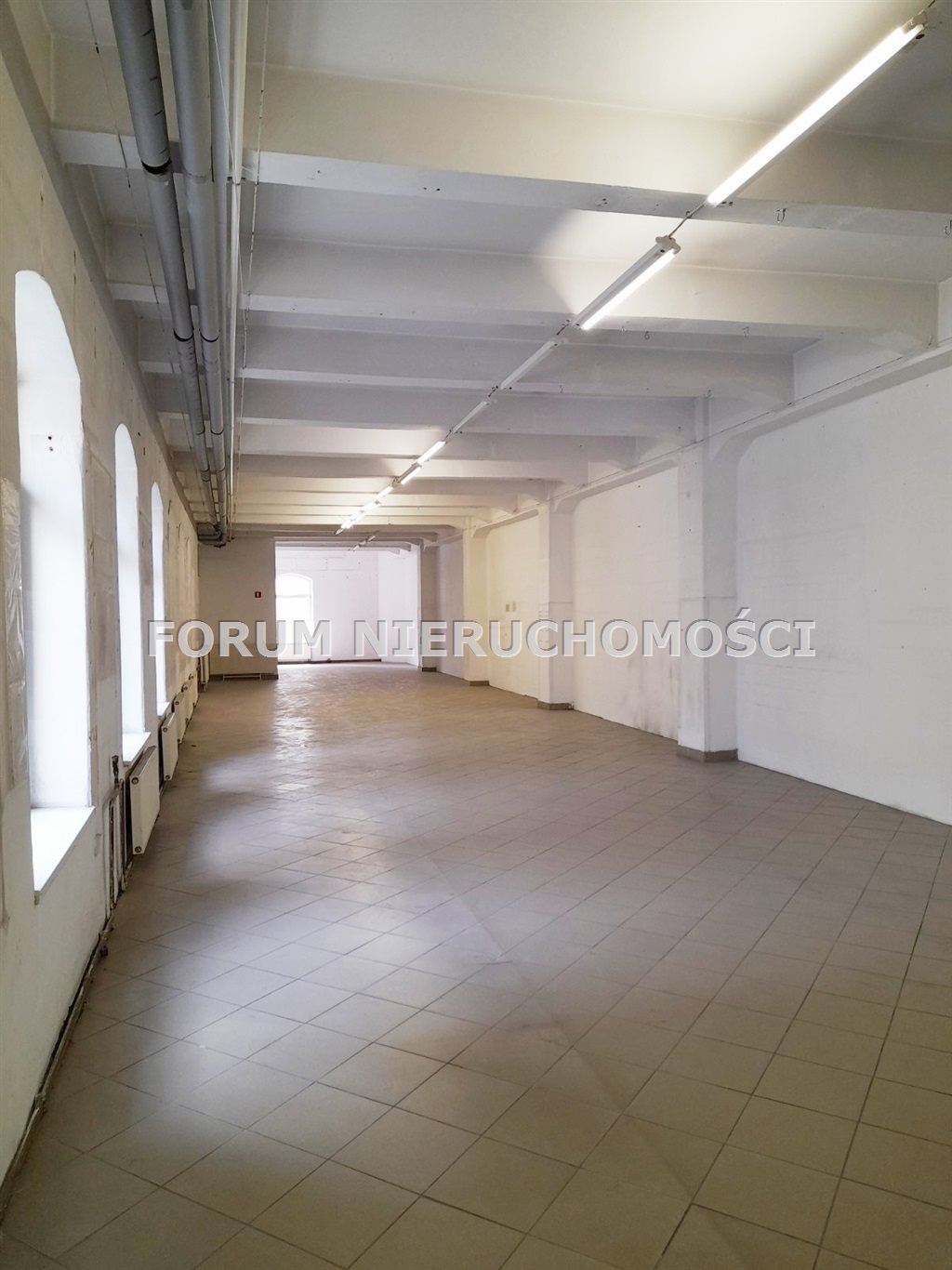 Lokal użytkowy na wynajem Bielsko-Biała, Centrum  159m2 Foto 2