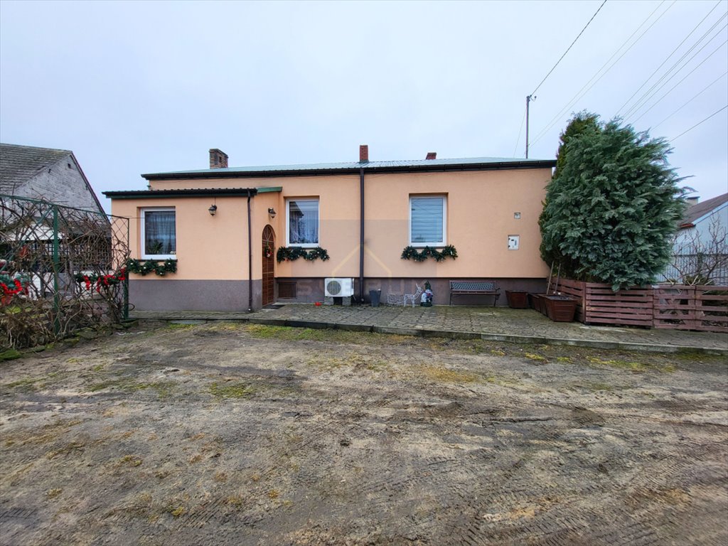 Urokliwy dom wolnostojący 68 m² z garażem i ogrodem Skrzydlów  68m2 Foto 1