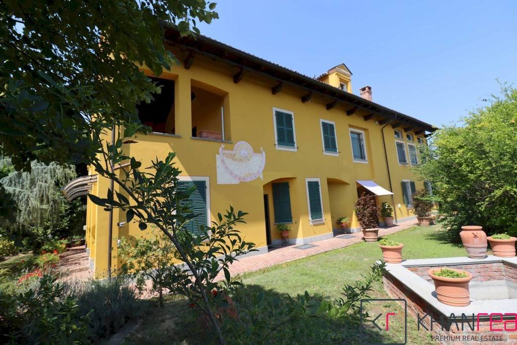Urokliwy dom z basenem i widokiem na wzgórza Monferrato Włochy, Asti  511m2 Foto 1