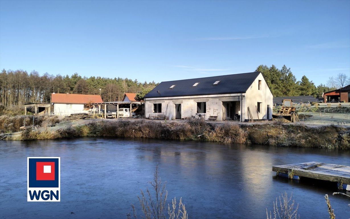 Atrakcyjna posiadłość z jeziorem, 200 m2, do wykończenia Brodnica, Kominy, Kominy  200m2 Foto 1