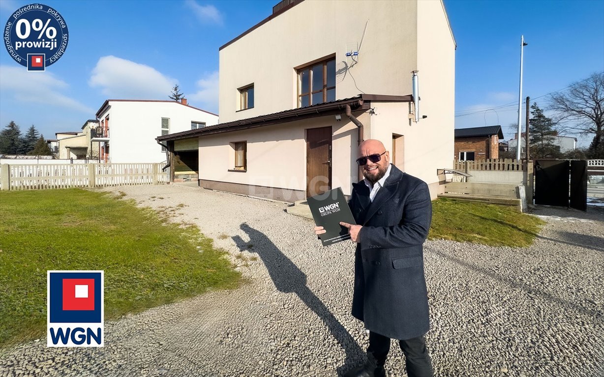 Zadbany dom z ogrodem, 5 pokoi, 3 łazienki, centrum Siewierz Siewierz, Centrum, Centrum  134m2 Foto 1