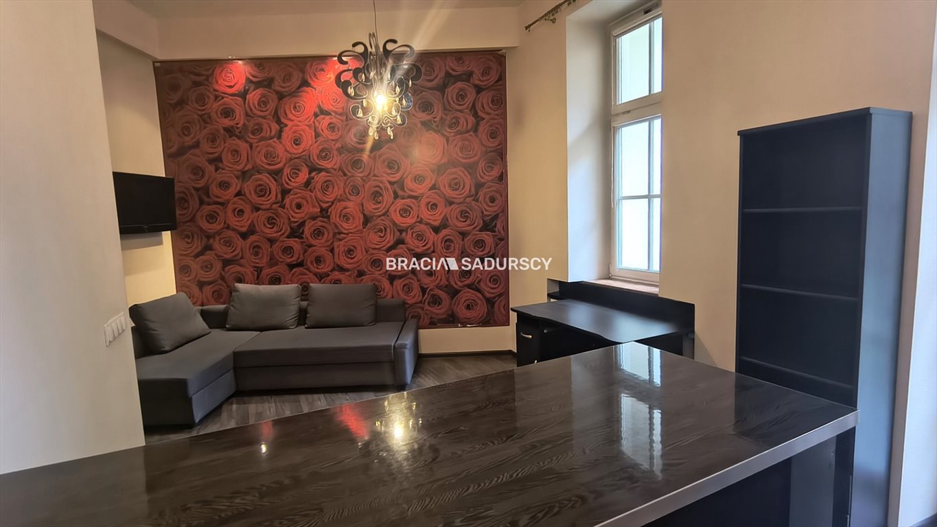 Kawalerka na wynajem Kraków, Stare Miasto, Stare Miasto, Siemiradzkiego  26m2 Foto 1