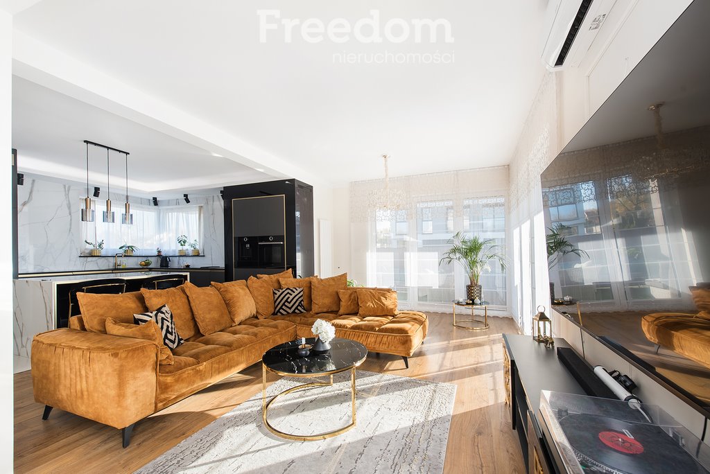 Dom na sprzedaż Wieliczka  253m2 Foto 1