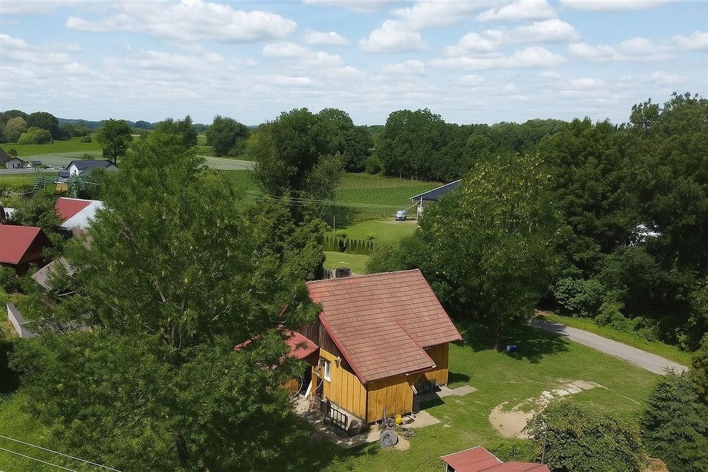 Drewniany dom 60 m² z ogrodem, blisko Żabna i Tarnowa Siedliszowice  60m2 Foto 1