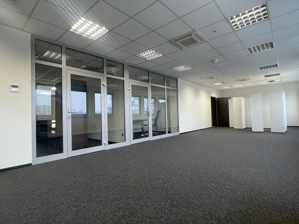 Lokal użytkowy na wynajem Katowice, Wełnowiec, Aleja Korfantego 169  250m2 Foto 3