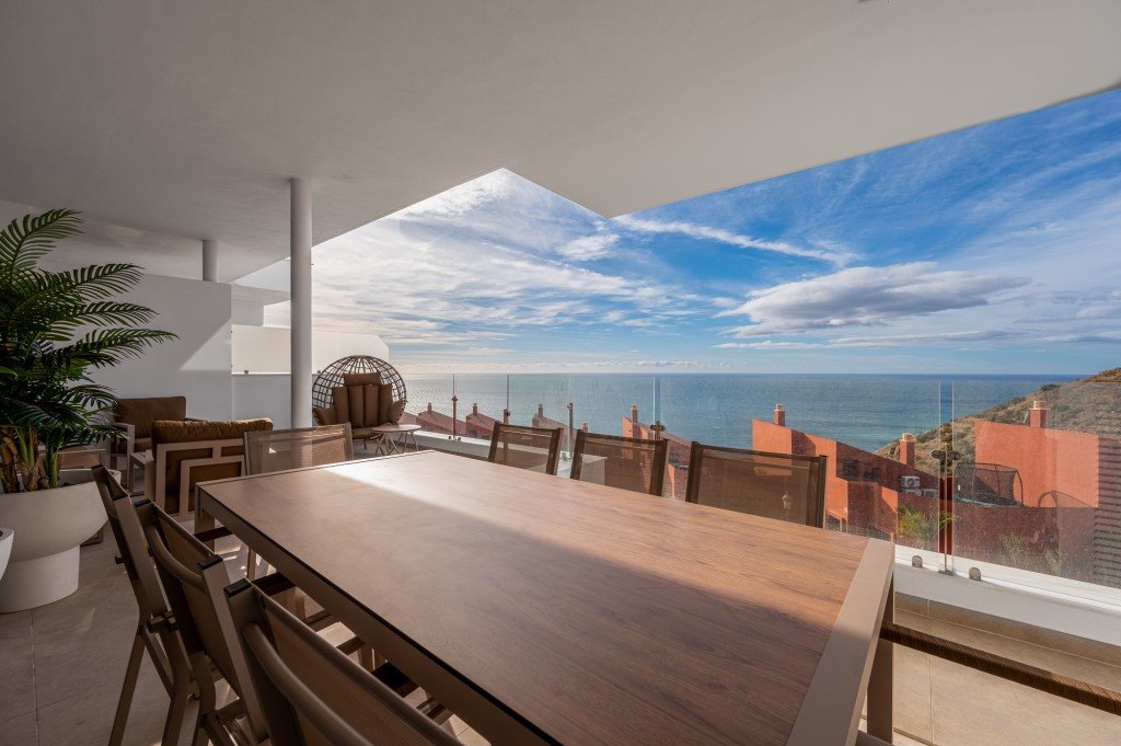 Nowe 2-3 pok. apartamenty z widokiem na morze Hiszpania, West Nerja, West Nerja  65m2 Foto 1