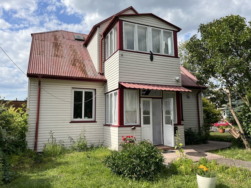 Dom po remoncie 100 m2 z dużą działką w Gniewoszowie Gniewoszów, Zielona  100m2 Foto 1