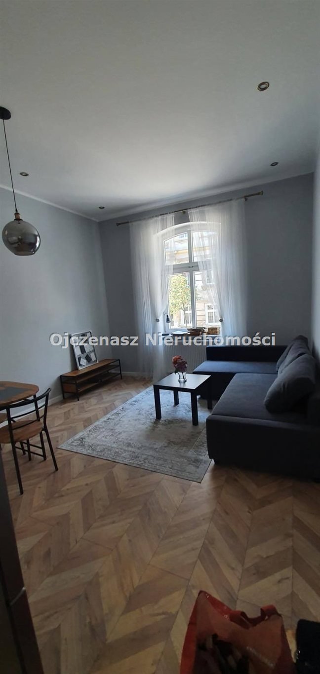 Kawalerka na wynajem Bydgoszcz, Śródmieście  28m2 Foto 3