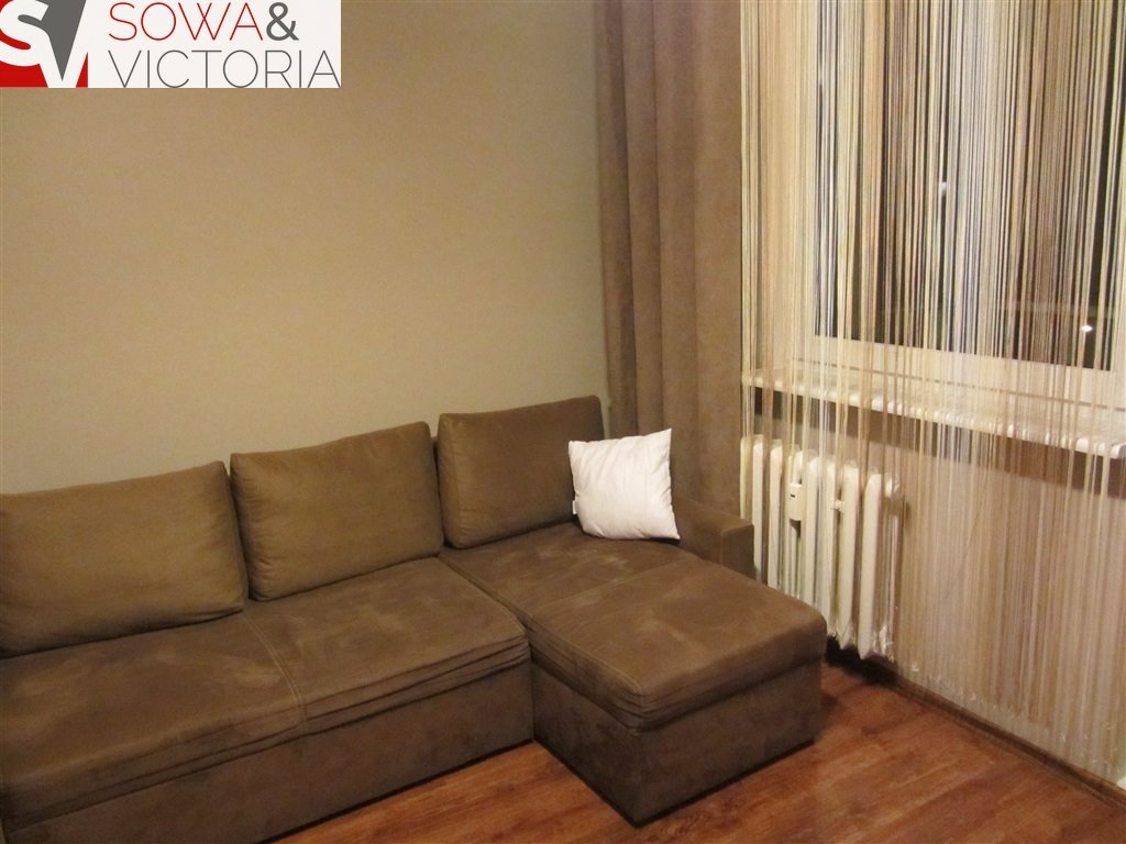 Na wynajem przestronne 29 m² mieszkanie z aneksem kuchennym Wałbrzych, Piaskowa Góra  29m2 Foto 1