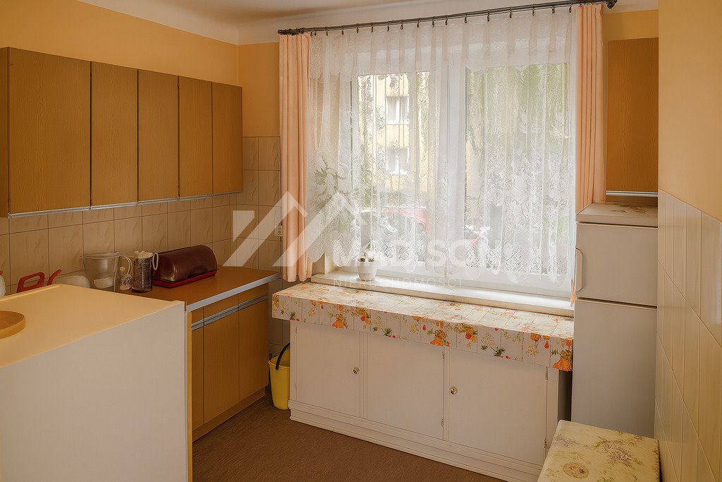 Ursus, 2 pokoje z balkonem i piwnicą do remontu Warszawa, Ursus, Kolorowa  53m2 Foto 1