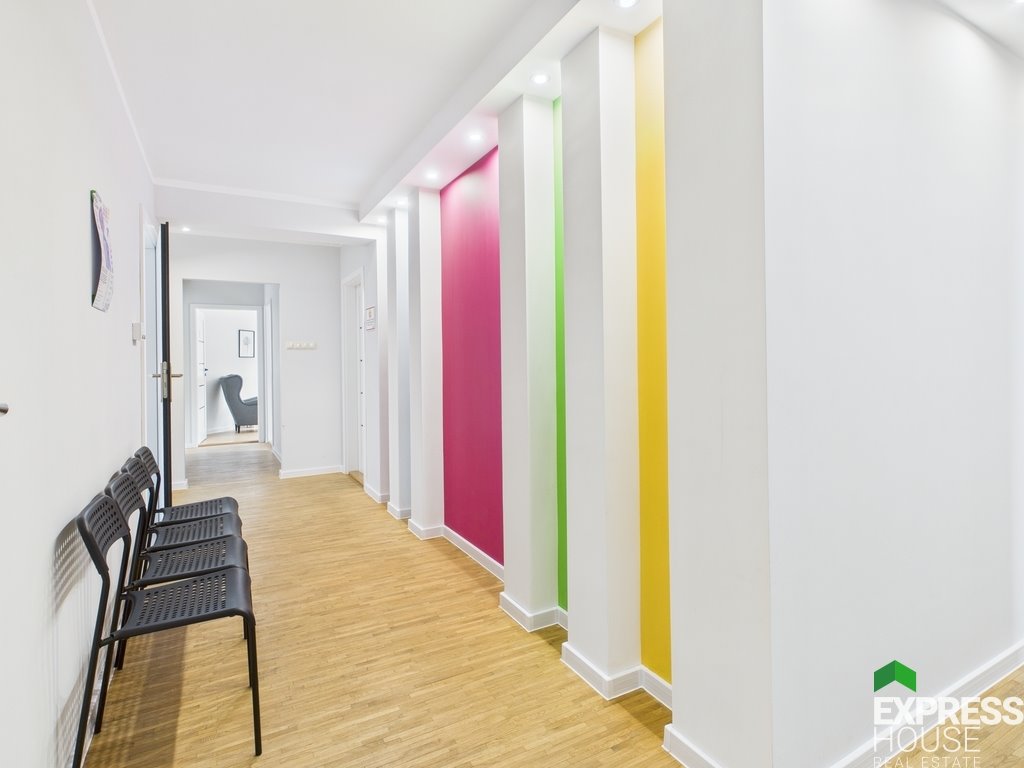 Przestronny lokal 150 m2 z tarasem na dachu, idealny na gabinety Kleosin, Zambrowska  150m2 Foto 1