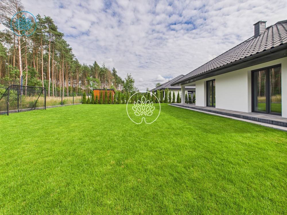 Nowoczesny dom 131 m² z garażem i ogrodem w Młyńcu Drugi Młyniec Drugi, Nad Doliną  160m2 Foto 1