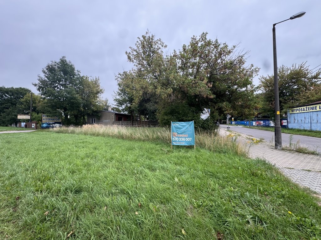 Działka 542 m², centrum Pabianic, usługi, zabudowa: Pabianice: Partyzancka