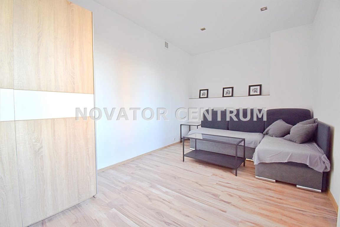 Kawalerka w centrum Bydgoszczy, odświeżona, gotowa do zamieszkania Bydgoszcz, Centrum  34m2 Foto 1