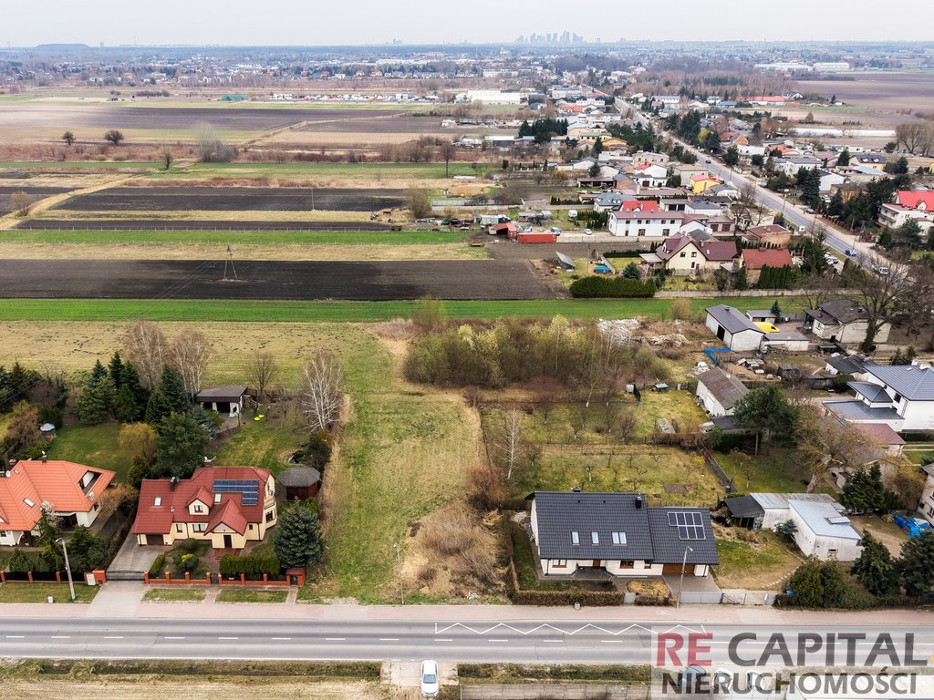 Działka 1431m2 pod dom i inwestycję, media, szeroki front Koczargi Nowe, Szkolna  1 431m2 Foto 1
