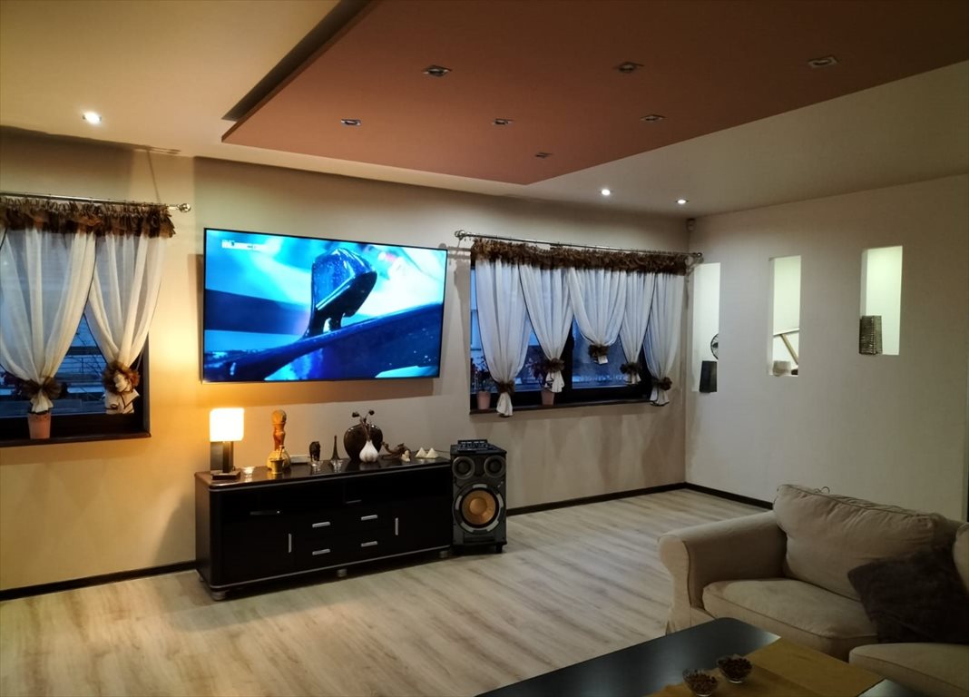 Sprzedam przestronny dom 205 m² z kominkiem i tarasem w Tychach Tychy, Paprocany  205m2 Foto 1