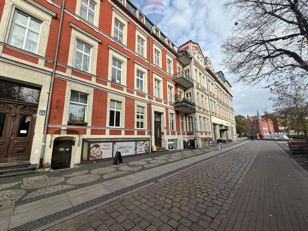 Lokal użytkowy na sprzedaż w centrum Słupska, gotowy do wynajmu Słupsk, Wojska Polskiego  67m2 Foto 1