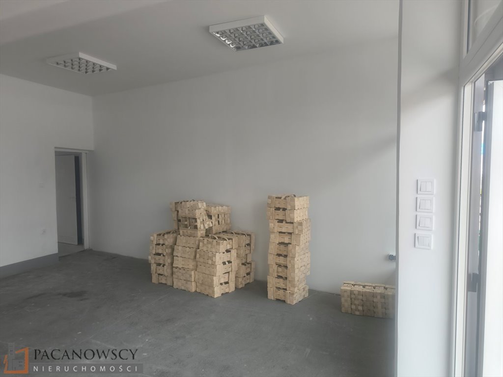 Lokal użytkowy na wynajem Iwanowice Włościańskie, Iwanowice Dworskie  90m2 Foto 1