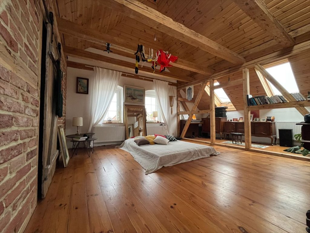 Dom na sprzedaż Siechnice, Opolska  250m2 Foto 1