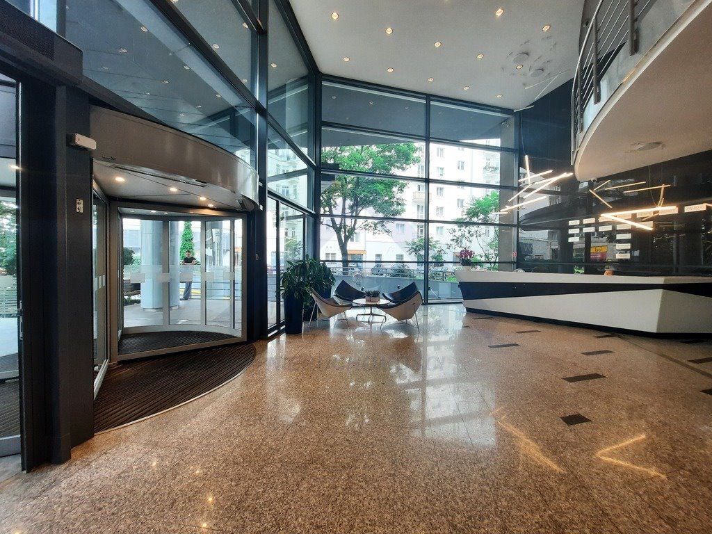 Nowoczesny biurowiec w centrum Warszawy, 263 m2 - polecam! Warszawa, Śródmieście  263m2 Foto 1