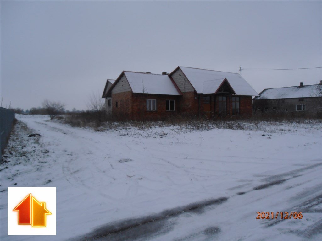 Na sprzedaż dom do remontu z dużą działką 1908 m² w Augustopolu Dąbrowice  205m2 Foto 1