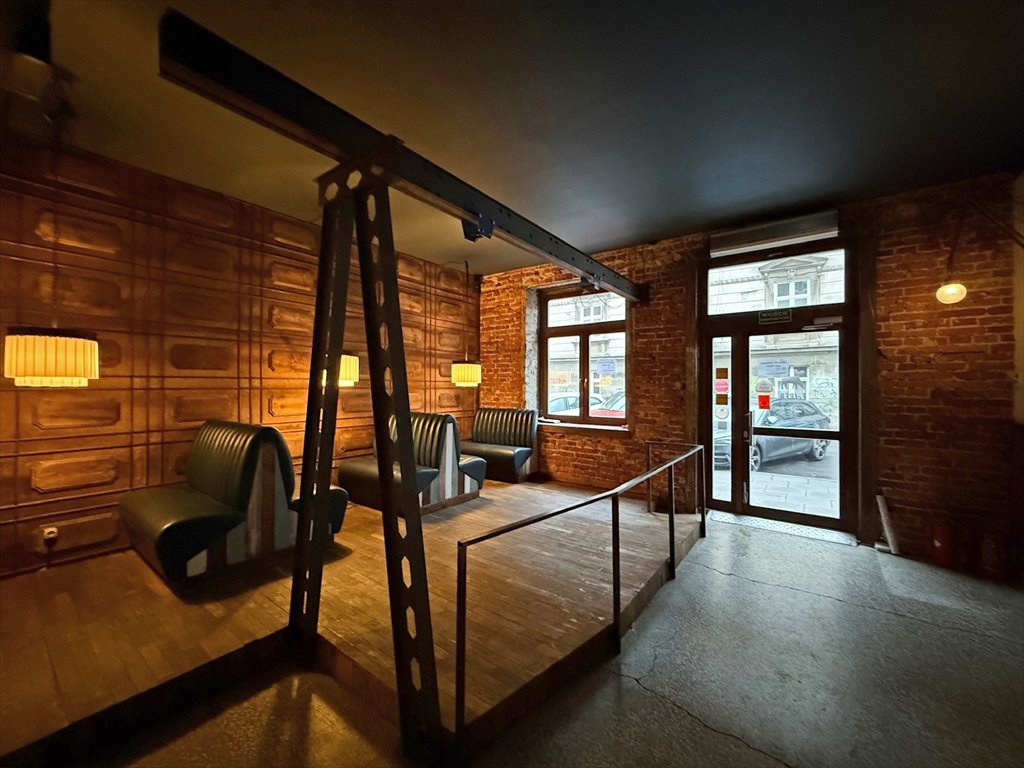 Lokal użytkowy na wynajem Kraków, Stare Miasto, Plac Wolnica  523m2 Foto 1