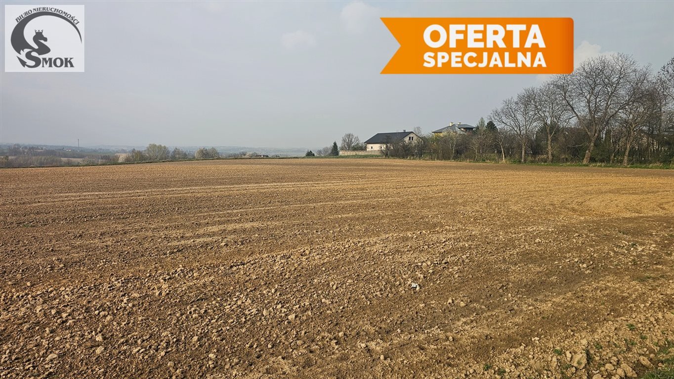Do sprzedania widokowa działka 1200 m² z mediami w Celinach Celiny  1 700m2 Foto 1