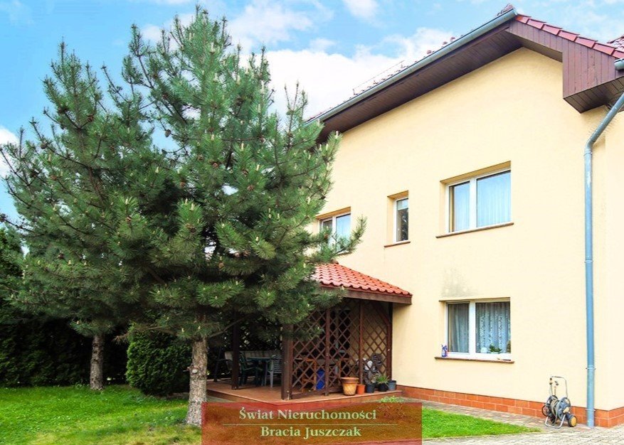 Przestronny dom 394m2 z garażami i potencjałem rozbudowy zapraszam Radwanice  394m2 Foto 1
