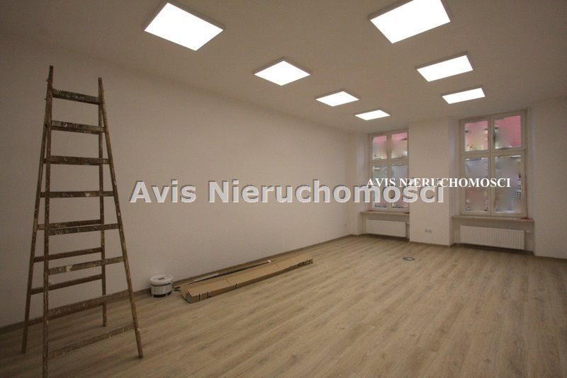 Lokal użytkowy na wynajem Świdnica  54m2 Foto 1