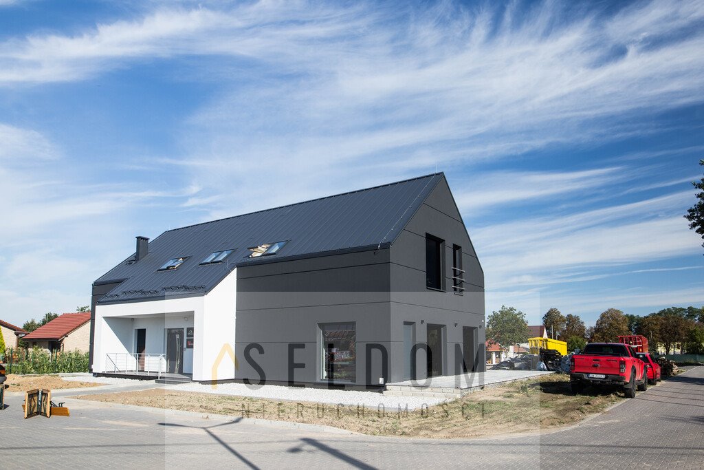 Lokal użytkowy na sprzedaż Nowa Wieś Legnicka  558m2 Foto 1