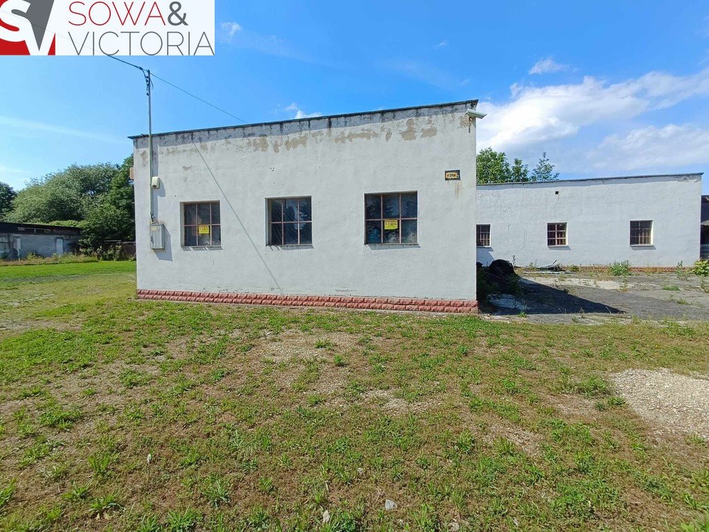 Do sprzedania obiekt usługowy 350 m² z dużym placem w Świebodzicach Świebodzice  350m2 Foto 1