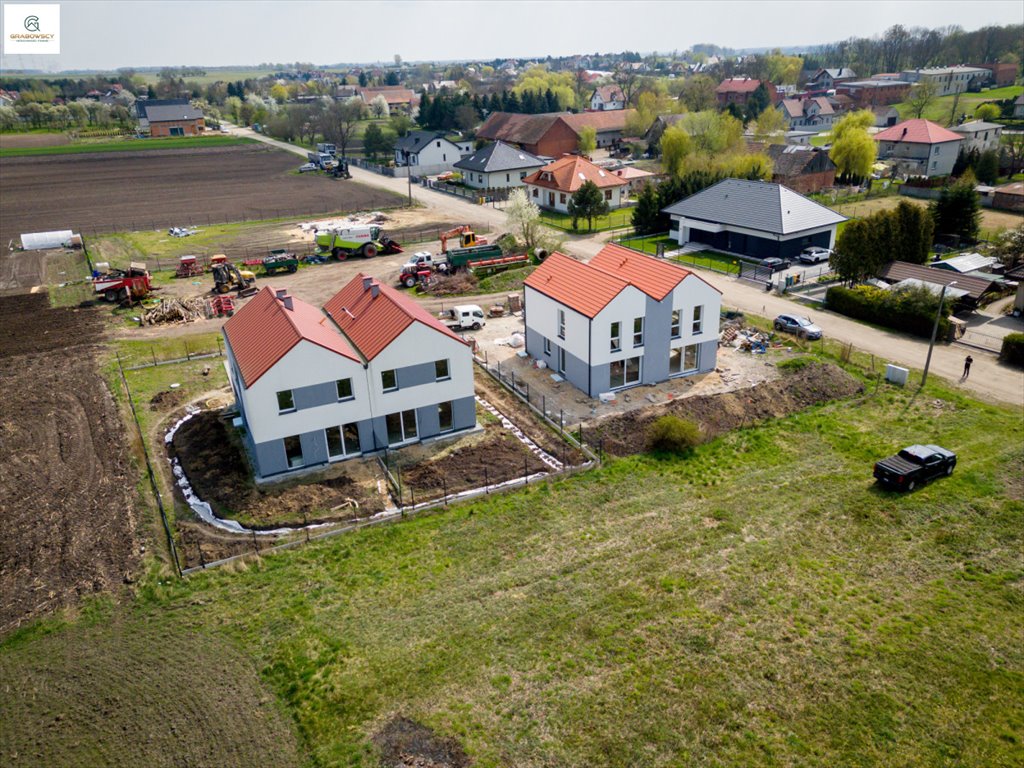 Na sprzedaż przestronne 142 m² z ogrodem i garażem w Szewcach Szewce, Sportowa  140m2 Foto 1