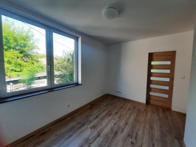 Mieszkanie dwupokojowe na wynajem Mysłowice, Brzezinka, Brzezińska  41m2 Foto 1