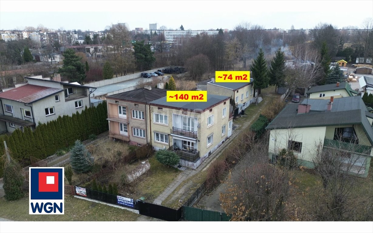 Dom 140 m2 z dużą działką i garażem w Radomsku Radomsko, Krakowska  140m2 Foto 1