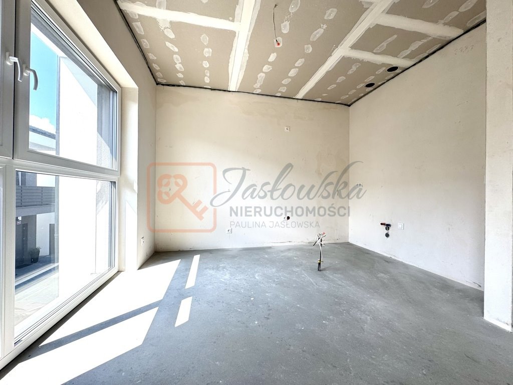 Mieszkanie trzypokojowe na sprzedaż Głogów Małopolski  63m2 Foto 1