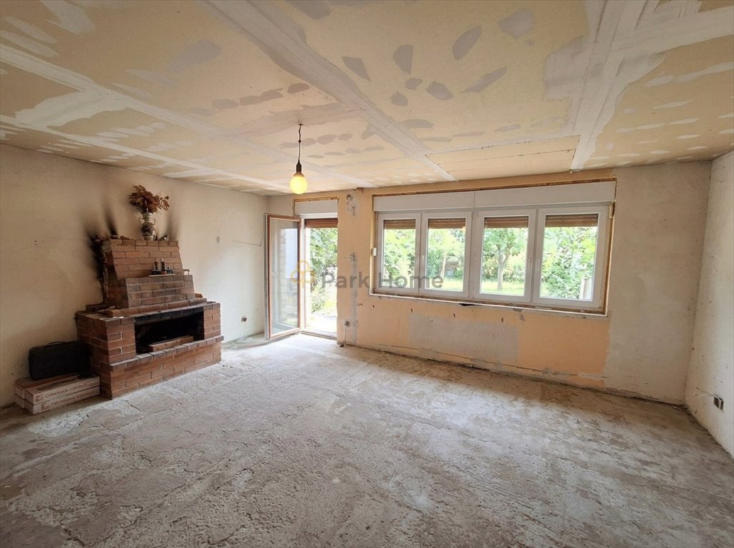 Przestronny 221 m² dom z kominkiem i dużą działką Żary  221m2 Foto 1
