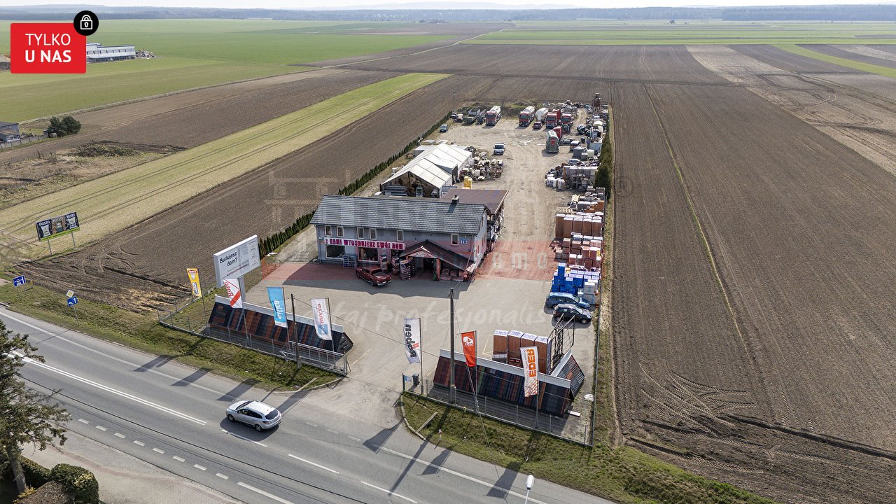 Obiekt usługowo-handlowy z magazynem 500 m² i działką 1,2 ha Nakło  500m2 Foto 1